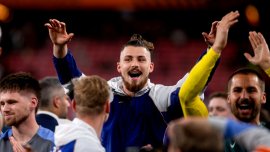 Radu Dr?gu?in, aproape s? fie coleg cu „cel mai mare tr?d?tor din Premier League” ! Thomas Frank ?i-a dat acordul&nbsp;(…)