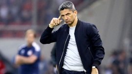 R?zvan Lucescu ?i-a trimis fotbali?tii în ora? s? caute valiza fermecat?. Imagini de Oscar cu cel mai bun antrenor&nbsp;(…)