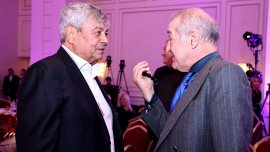 Gigi Becali, atac direct la Mircea Lucescu: „Juc?torii când vin de la echipa na?ional? sunt praf, distru?i!”