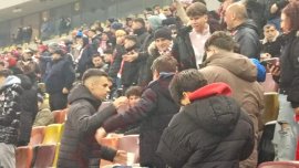 C?t?lin Cîrjan, baie de mul?ime la Dinamo – Unirea Slobozia. Ce a p??it c?pitanul suspendat al „câinilor”. Foto