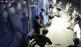 „S-au luat de la o fat? ?i s-au b?tut ca pro?tii”: boxer minor medaliat la Europene a b?tut un alt sportiv minor în (…)