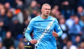 Erling Haaland face senza?ie la antrenament cu un Lamborghini rar de aproape 290.000 de euro