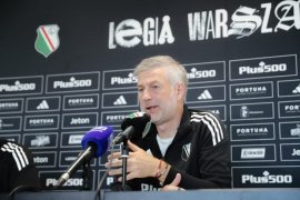 Edi Iord?nescu are un contract de 3 milioane de dolari pe mas?! Tehnicianul poate pleca de la Legia Var?ovia