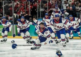 SUA câ?tig? aurul olimpic dup? 46 de ani. Jack Hughes a decis finala cu Canada în prelungiri