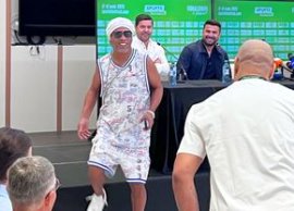 „Vr?jitorul” sfios a „topit” Clujul » Dup? 24 de ore în România, Ronaldinho ?i-a spus primele impresii ?i a r?spuns (…)