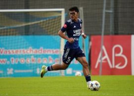 Interviu altfel cu pu?tiul-revela?ie din Liga 1: „Vin ro?u, Mercedes ?i Las Vegas” + „Pe el l-a? mu?ca de gât dac?&nbsp;(…)