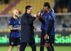 La mul?i ani ?i puncte, Chivu!