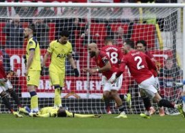 Gafa lui Romero, ?ansa lui Radu Dr?gu?in! » Eliminat cu United, c?pitanul lui Tottenham va reveni peste o lun?