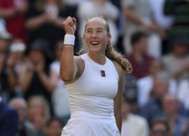 Pe urmele Mariei Sharapova! A devenit cea mai tân?r? juc?toare din 2005 pân? acum care se calific? în „sferturi” la (…)