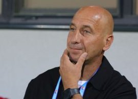 Robert Ilye? a reac?ionat dup? gafa lui Pap din O?elul - Csikszereda: „Uneori nu gre?e?te unul, gre?e?te cel?lalt”