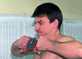 „M-a pus s? citesc ziarul în vestiar ?i m-a salvat Dan Petrescu!” » Fostul rapidist, amintire de neuitat cu Daniel (…)