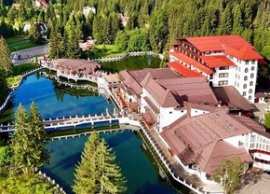 Ce fost fotbalist de?ine hotelul unde LPF i-a convocat pe ?efii cluburilor din Liga 1 » Prieten la cataram? cu Gino (…)