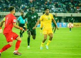 Titular de drept în na?ionala Africii de Sud, Ngezana a fost l?sat în afara lotului » Explica?ia antrenorului