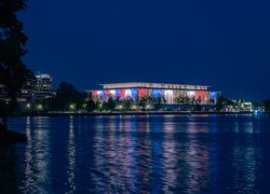 Trei superstaruri vor cânta în „Kennedy Center”, înaintea tragerii la sor?i a grupelor Campionatului Mondial