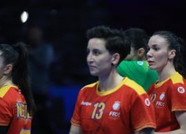 Dup? Ungaria - România, c?pitanul Laslo ?i-a felicitat o coleg?: „Nu poate de una singur?!” + „Nu mai am 20 de ani, (…)