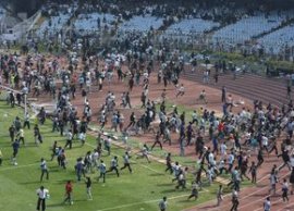 Haos la vizita lui Messi în India! » Revolt? general? în stadion, au distrus totul în cale