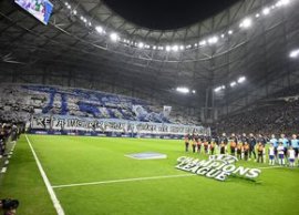 Ora?ul în care echipa de fotbal dicteaz? ritmul vie?ii: „E totul sau nimic! Stadionul te face s? zbori”