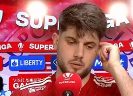 Iacob ?i Roman s-au contrazis pe faza penalty-ului: „Nu l-am atins!” / „Eu nu ?tiu s? simulez!”