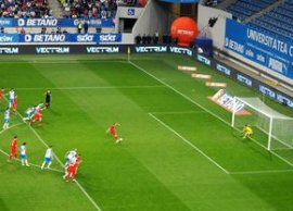 Dublă eroare de arbitraj la penalty-ul din Craiova - FCSB + Reacția lui MM Stoica la (...)