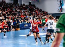 Victoria ob?inut? de CSM Bucure?ti a l?murit ?i situa?ia Gloriei Bistri?a: cine va fi adversara din play-off-ul&nbsp;(…)