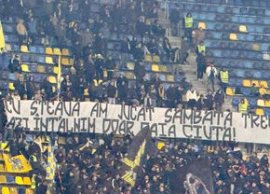 „Azi întâlnim doar oaia ciut?!” » Bannerul provocator ap?rut pe Arena Na?ional?, la FCSB - Petrolul