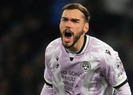 Portarul înlocuit de R?zvan Sava, salvat de Udinese! » Cine pl?te?te daune pentru retragerea plângerii penale