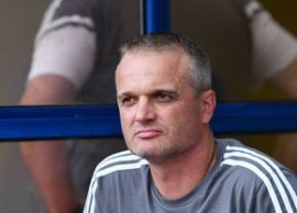 Antrenorul Erik Lincar a r?bufnit: „Portarii, s?racii, fac mult efort, trei pa?i stânga - dreapta ?i acuz? cârcei. (…)