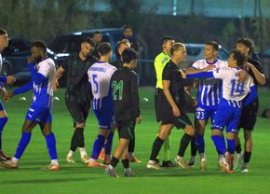 Universitatea Craiova - Konyaspor s-a încheiat cu mare scandal! Arbitrul a fluierat finalul în minutul 88 din cauza&nbsp;(…)