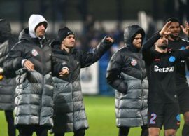 „Îi prelungesc contractul” » Gigi Becali a luat prima decizie important? dup? Farul - FCSB