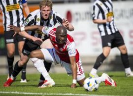 Dou? transferuri în 48 de ore la echipa din Superliga » Încearc? salvarea de la retrogradare cu juc?tor din liga a&nbsp;(…)