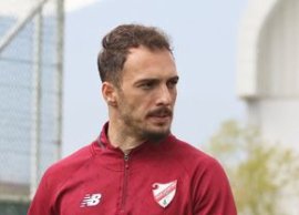 Atacantul c?ruia Rapid i-a ar?tat u?a a devenit golgheter, iar acum a plecat la liderul campionatului