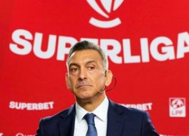 Ilie Dumitrescu, dat pe spate de fotbalistul din Superliga: „Zici c? era van Basten, Shearer”