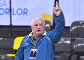 „Stau s? r?spund la to?i «ciumpalacii»?!” » Acuzat c? pariaz?, Gheorghe Tadici r?spunde agresiv: „Tata mi-a zis un (…)