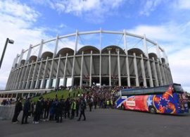 Start la vânz?ri! » Gigi Becali nu a aplicat noul TVA: pachete „la reducere” pentru Europa League. Iat? pre?urile (…)
