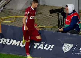 Moment uluitor în Petrolul - CFR Cluj! A avut o criz? de nervi ?i aproape i-a distrus laptopul unui fotograf