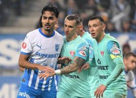 FIFA intervine în Superliga » Dou? cluburi, sanc?ionate din cauza datoriilor