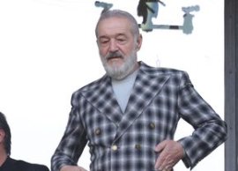 Gigi Becali a dat r?spunsul dup? ce i-au cerut 700.000 de euro pentru transfer: „Atunci speculeaz?-m?!”