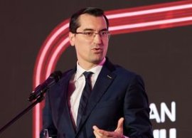 R?zvan Burleanu reac?ioneaz? dup? acuzele de blaturi din fotbalul românesc: „Sunt anchetate mai multe cluburi ?i mai (…)