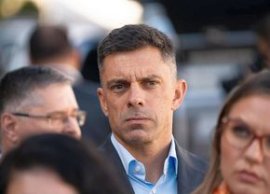 Eduard Novak, interven?ie pe tema legii „40% români”: „Celor care blocheaz? Legea Novak le transmit...”