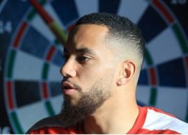 5 etichete puse de Maxime Sivis colegilor s?i: cel mai tare, cel mai amuzant, cel mai moroc?nos, cel mai cool ?i cel&nbsp;(…)