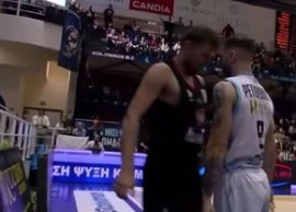 Dup? un conflict cu vedeta lui Olympiacos, un baschetbalist grec se plânge c? i-au fost t?iate frânele!