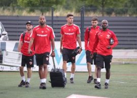 Epassy sau Ro?ca? Legenda lui Dinamo a ales înaintea derby-ului cu Rapid