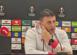 Reac?ie rece la adresa lui Gigi Becali din partea antrenorului Stelei Ro?ii: „Nu lu?m de bun ceea ce a spus! Toat? (…)