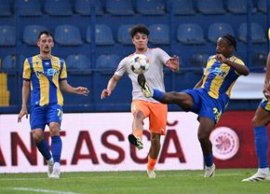 Petrolul - Metaloglobus, duel în subsolul clasamentului de Ziua Na?ional? » Echipe probabile + avertismentul lui (…)