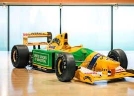 Monopostul cu care Michael Schumacher a ob?inut prima victorie în Formula 1, vândut pentru o sum? colosal?