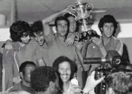 Românul care a cucerit Cupa Africii pe Na?iuni » Povestea singurului antrenor din ?ara noastr? care a câ?tigat un&nbsp;(…)