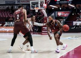 U-BT Cluj-Napoca, înfrângere în Italia, la cap?tul unui meci în care n-au func?ionat nici atacul, nici ap?rarea