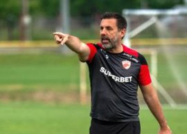 Cum va ar?ta Dinamo în prima etap? cu Csikszereda: o improviza?ie ?i un debutant în flancul drept