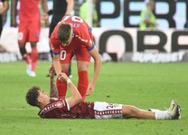 Ce a surprins înainte de FCSB - Rapid: un titular în premier? dup? 4 luni + improviza?ia la care au apelat ro?-alba?trii