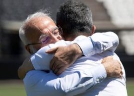 Discurs ca pe timpul lui Ceau?escu » Ce promisiuni i-a f?cut R?zvan Lucescu patronului Savvidis